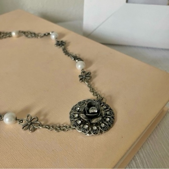 Metal Rose Pearl Grunge Necklace Vintage “Rosette” Gray Floral Dark Romance Chic - Picture 5 of 12